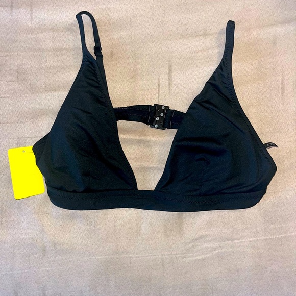 J. Crew Other - J. Crew Woman’s bathing suit cupped top . Black. Large.74%Polymide 26%Elastine